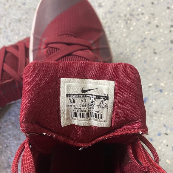 Nike Hyperdunks Retro - Picture 8 of 9